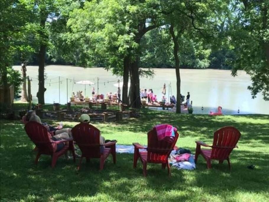 The River Haven - Sleeps 32 - On Guadalupe River Сегин Экстерьер фото