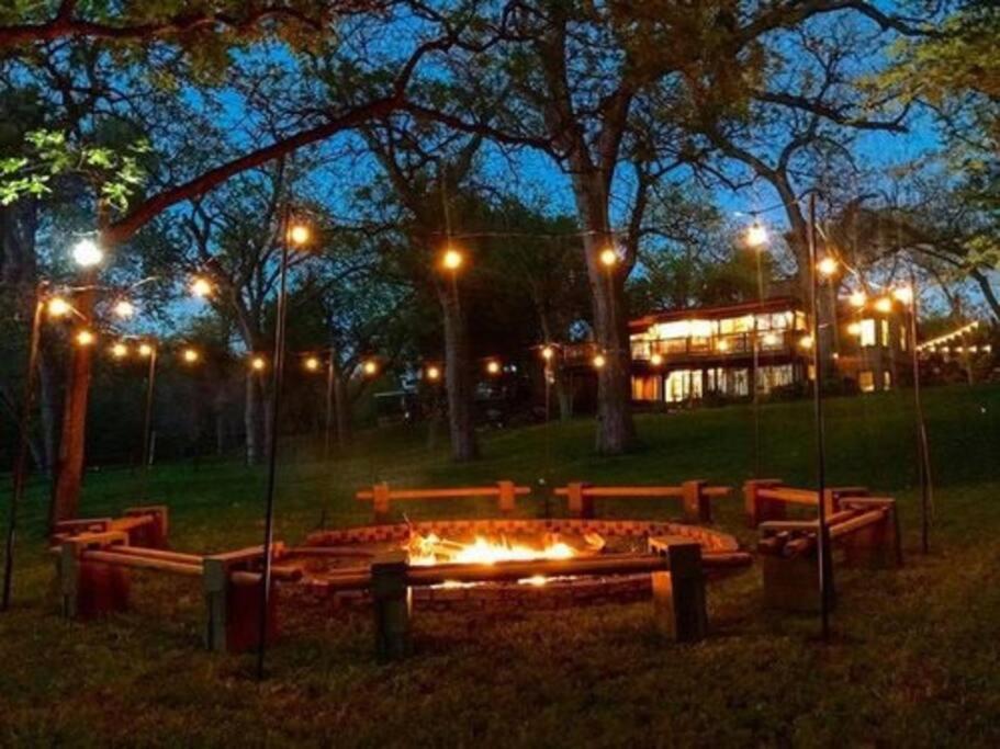 The River Haven - Sleeps 32 - On Guadalupe River Сегин Экстерьер фото