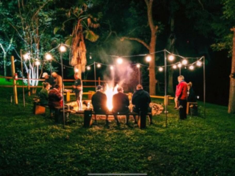 The River Haven - Sleeps 32 - On Guadalupe River Сегин Экстерьер фото